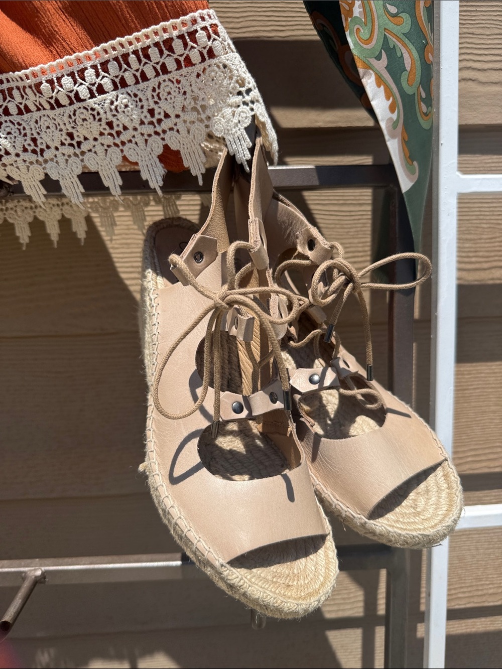 Anthropologie" Carmen Saiz" Made in Spain sz40 Leather/straw lace up espadrille